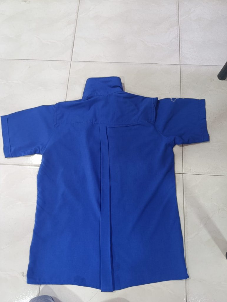 Camisa o blusa escolar 029