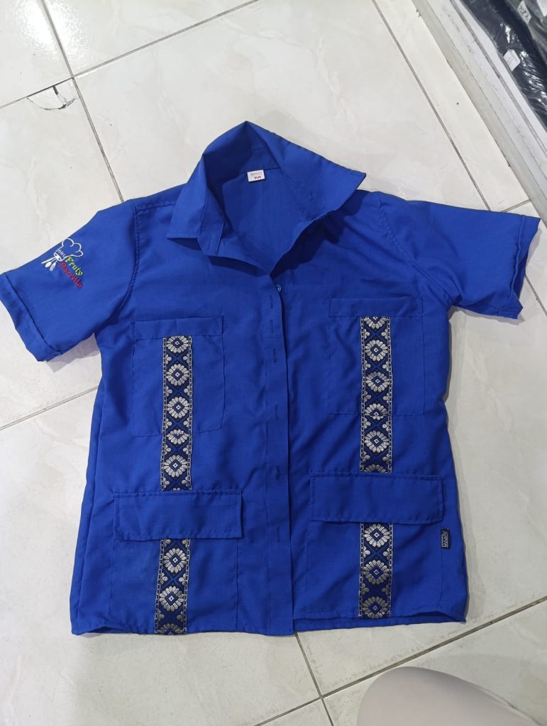 Camisa o blusa escolar 030