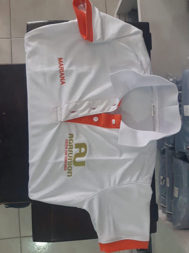 Camisa o blusa escolar 033
