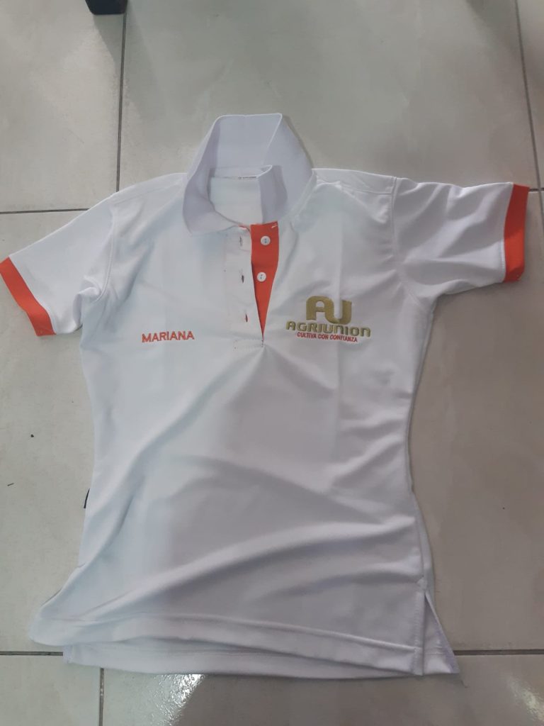 Camisa o blusa escolar 034